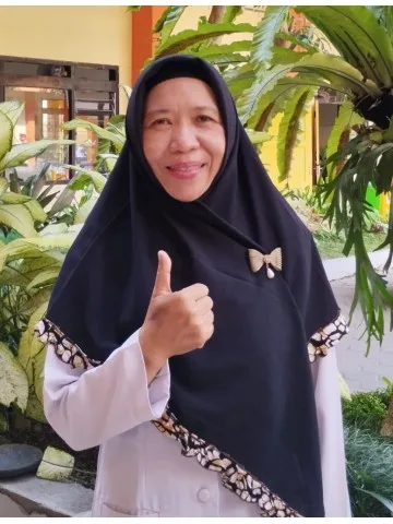 Yuni Nur Aini, S.H