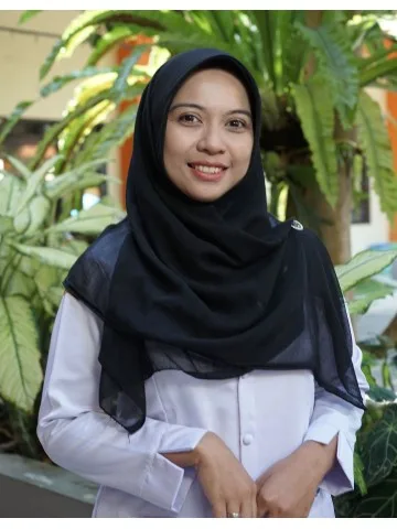 Mahfida Insiyana, S.S