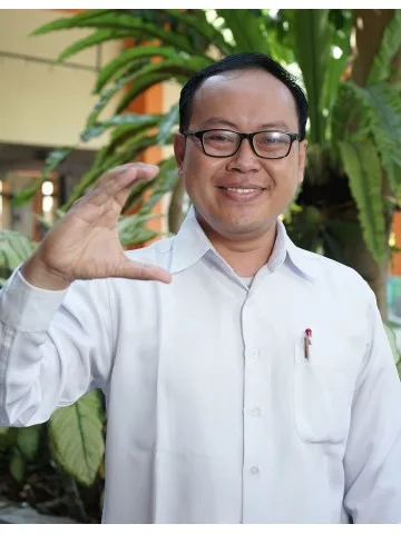 Moh. Alex Firdaus, M.Pd
